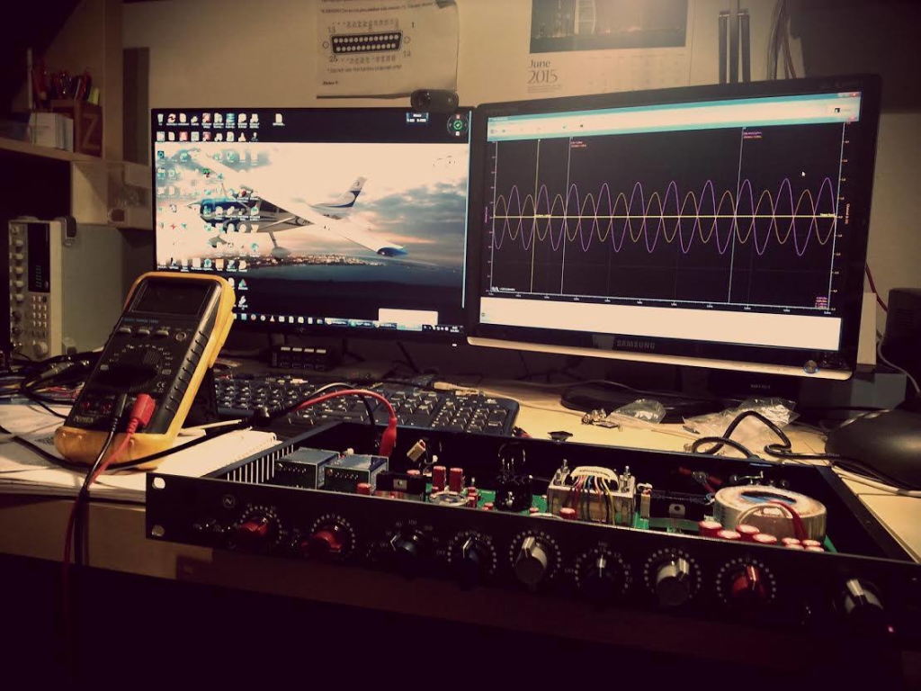 Debugging with USB oscilloscope